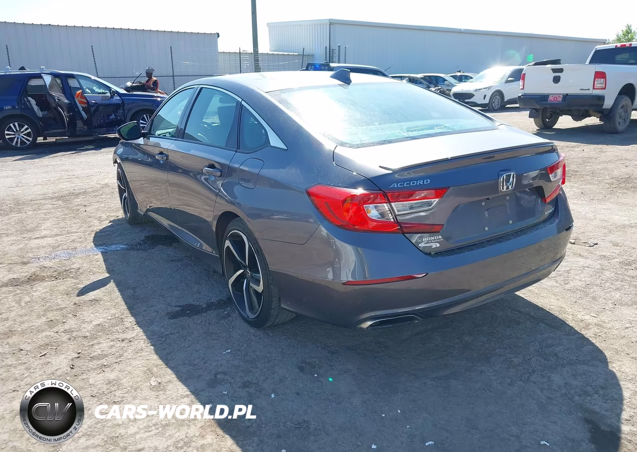 2018 Honda Accord Sport VIN:1HGCV1F32JA097981 - 3