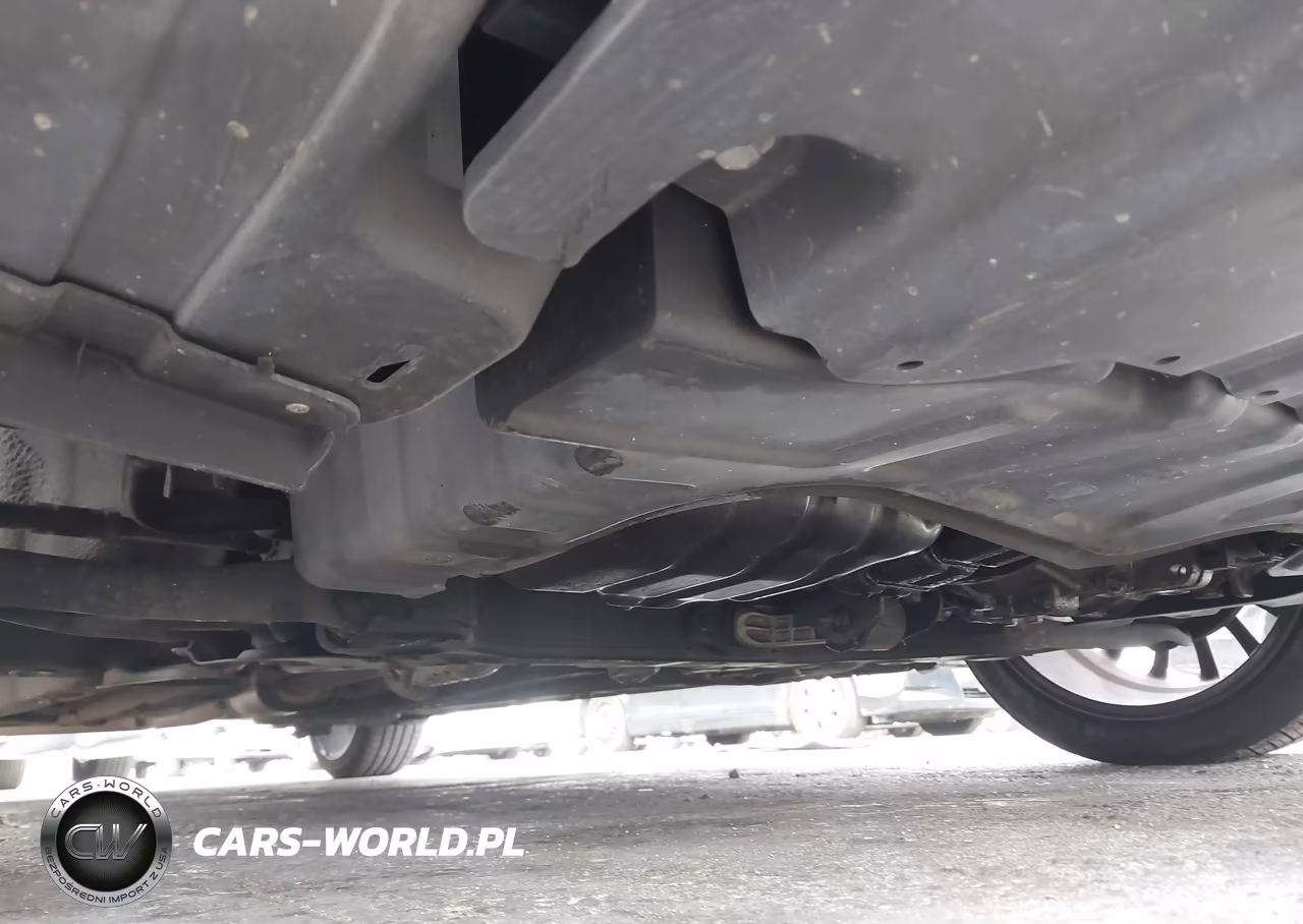 2013 Hyundai Elantra Limited VIN:KMHDH4AE8DU763731 - 17