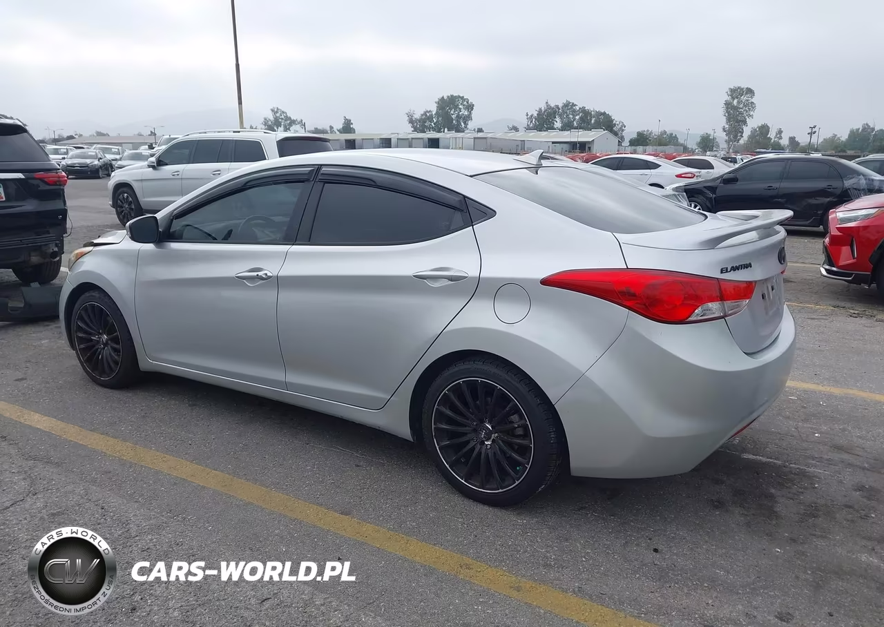 2013 Hyundai Elantra Limited VIN:KMHDH4AE8DU763731 - 3
