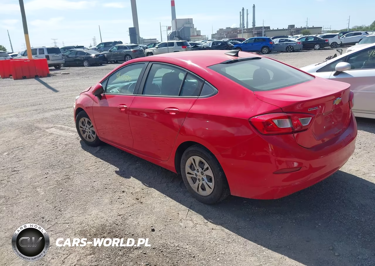 2019 Chevrolet Cruze Diesel VIN:1G1BJ5SMXK7102976 - 3