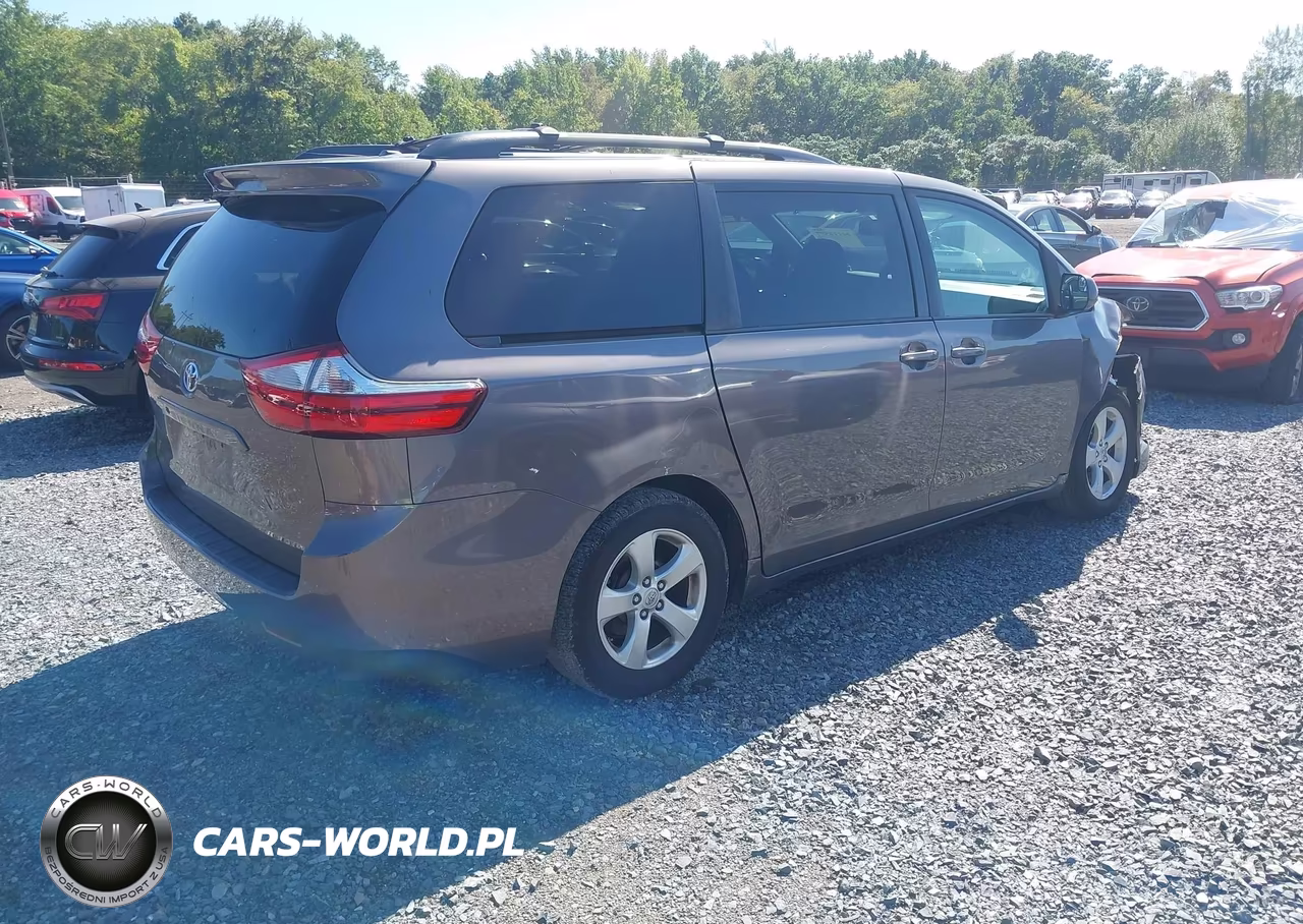 2015 Toyota Sienna Le 8 Passenger VIN:5TDKK3DC2FS534261 - 4