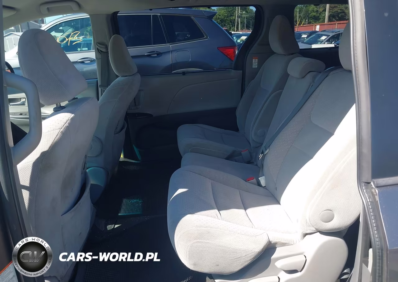 2015 Toyota Sienna Le 8 Passenger VIN:5TDKK3DC2FS534261 - 8