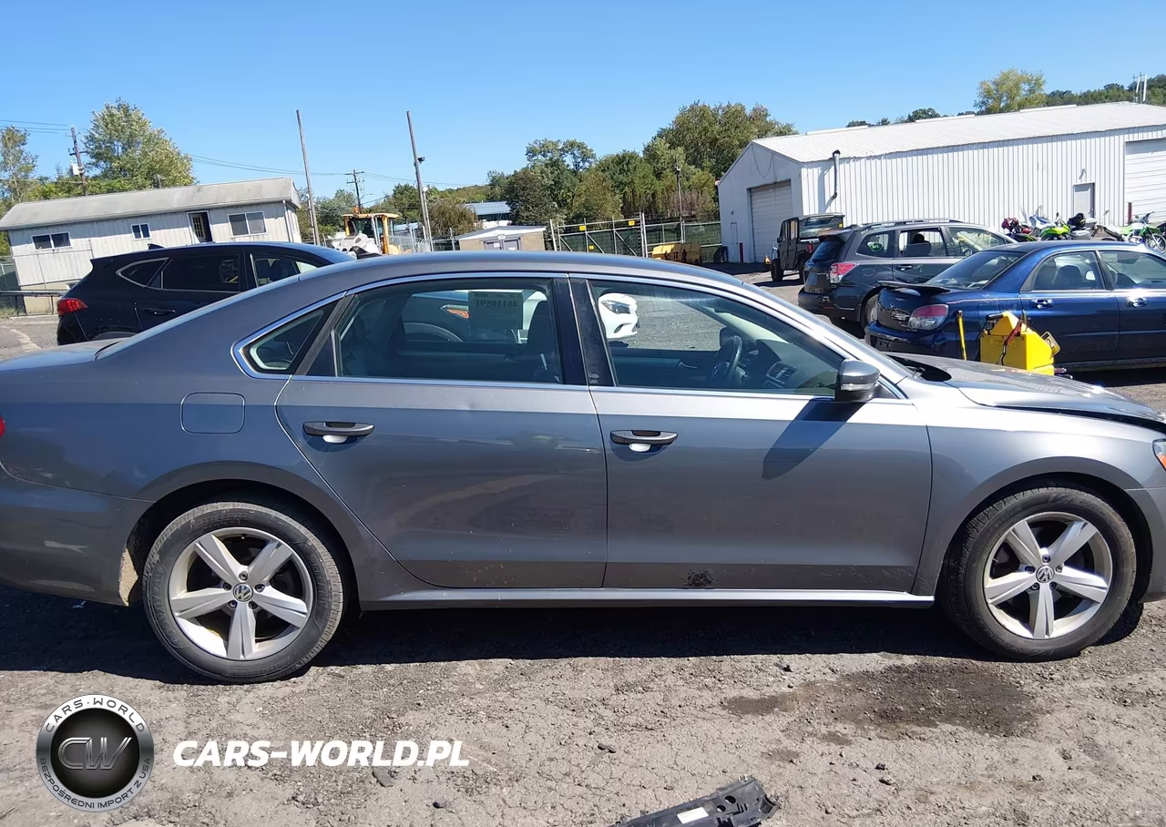 2015 Volkswagen Passat 1.8T Limited Edition VIN:1VWAT7A31FC089241 - 13