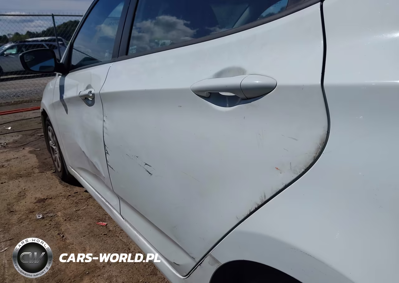 2014 Hyundai Accent Gs VIN:KMHCT5AE4EU180056 - 14