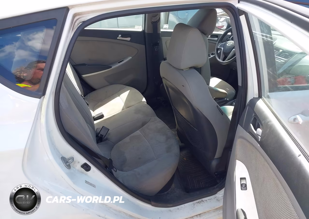 2014 Hyundai Accent Gs VIN:KMHCT5AE4EU180056 - 8