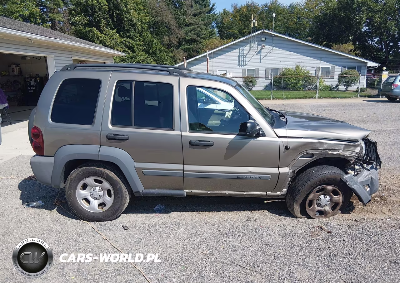 2005 Jeep Liberty Sport VIN:1J4GK48K05W518954 - 13