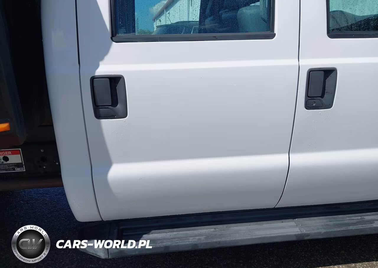 2016 Ford F-350 Chassis Xl VIN:1FD8W3HT9GEC75621 - 15