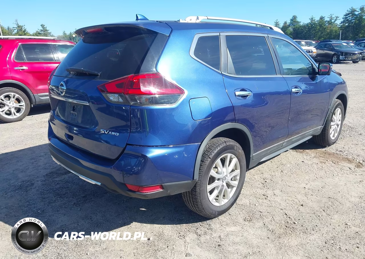 2018 Nissan Rogue Sv VIN:JN8AT2MV8JW303219 - 4