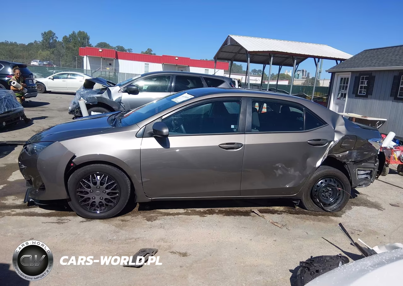 2017 Toyota Corolla Le VIN:2T1BURHE7HC919559 - 14