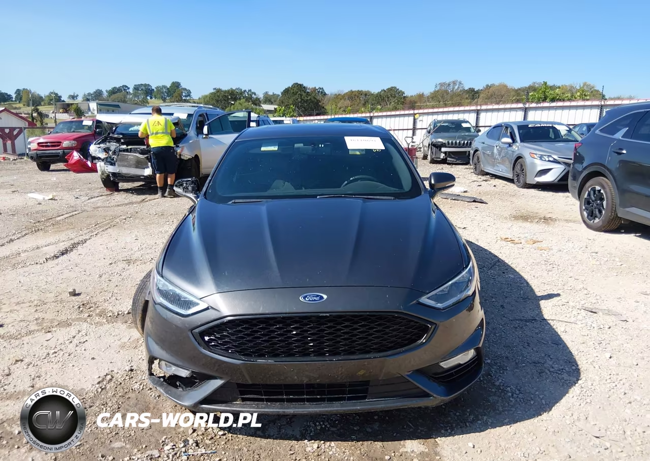 2017 Ford Fusion Sport VIN:3FA6P0VP8HR220659 - 12