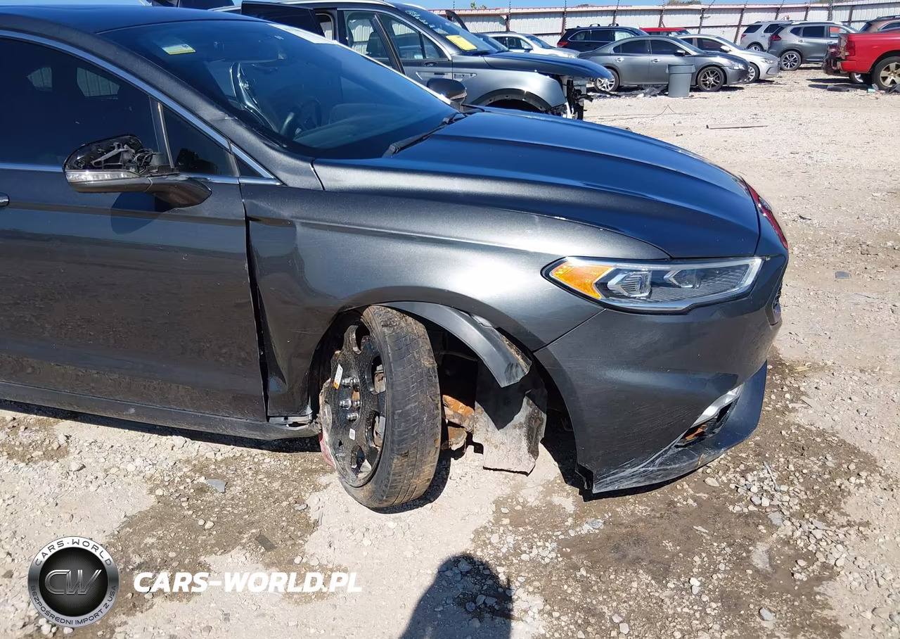 2017 Ford Fusion Sport VIN:3FA6P0VP8HR220659 - 6