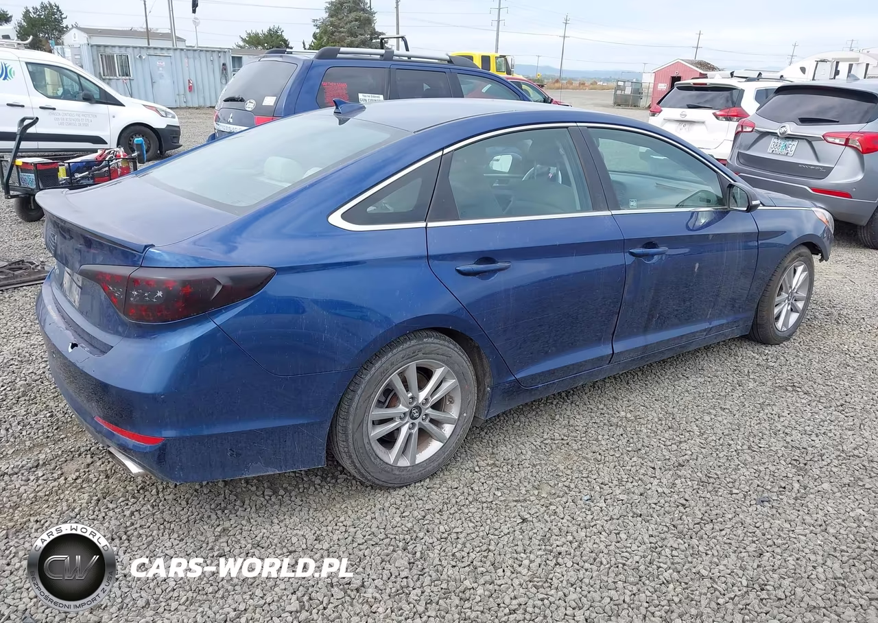 2016 Hyundai Sonata Se VIN:5NPE24AF3GH363691 - 4