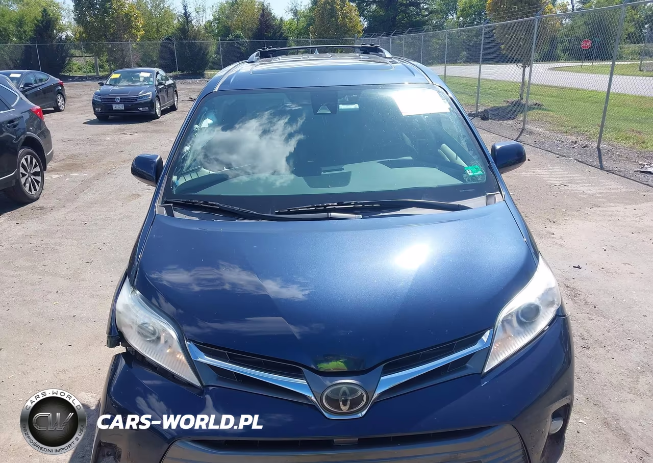 2018 Toyota Sienna Xle 8 Passenger VIN:5TDYZ3DC6JS957939 - 13