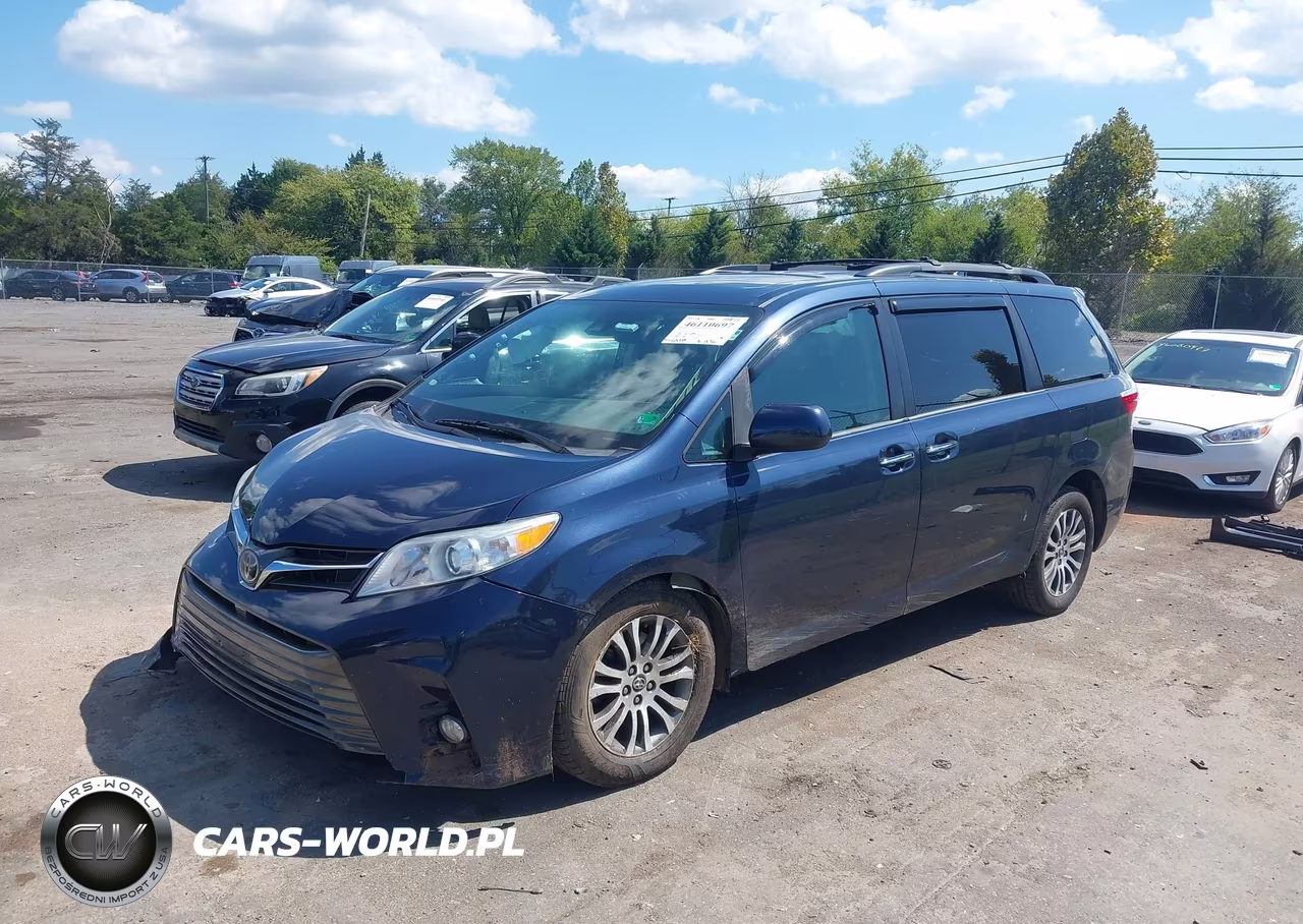 2018 Toyota Sienna Xle 8 Passenger VIN:5TDYZ3DC6JS957939 - 2