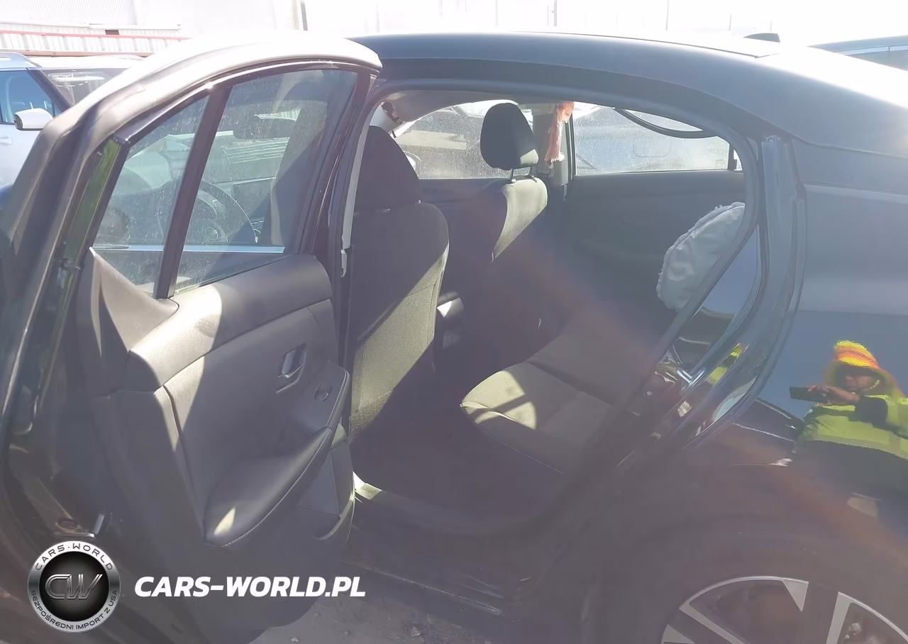 2025 Nissan Sentra Sv VIN:3N1AB8CV6SY370157 - 8