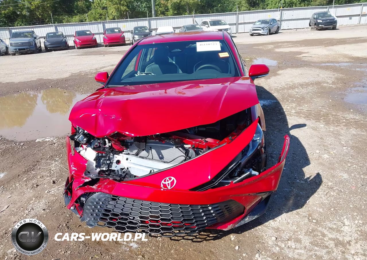 2026 Toyota Camry Se VIN:4T1DAACKXTU354179 - 13
