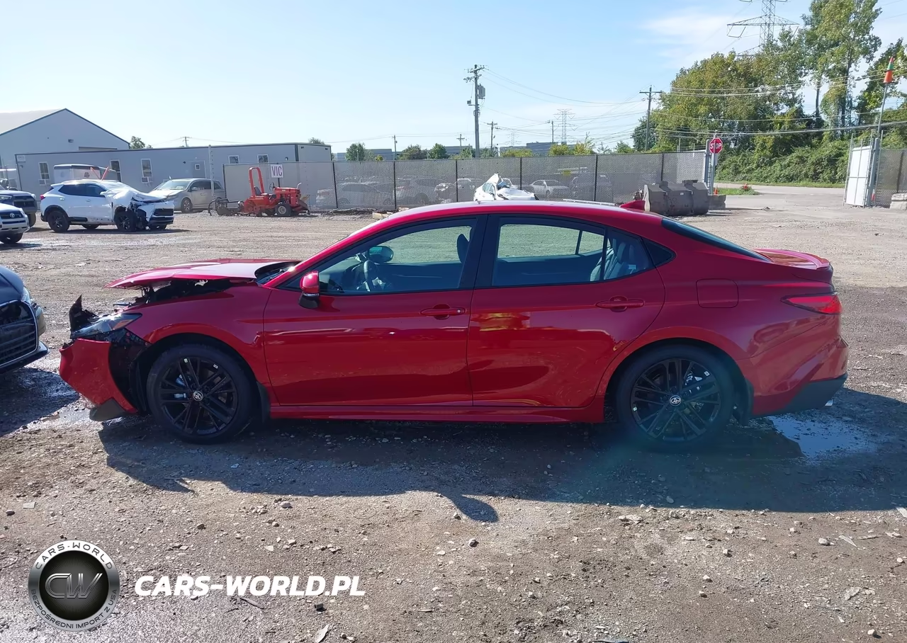 2026 Toyota Camry Se VIN:4T1DAACKXTU354179 - 15