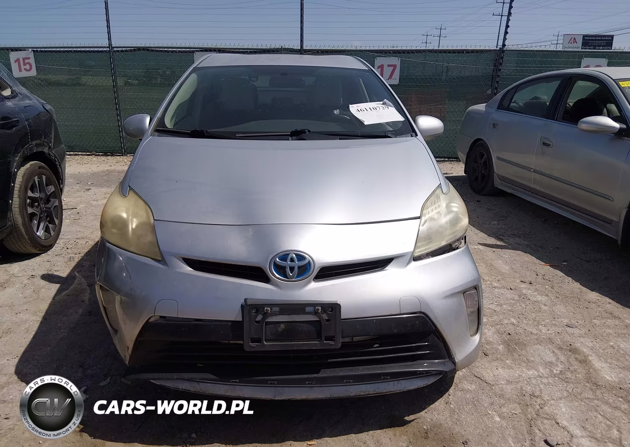 2013 Toyota Prius Three VIN:JTDKN3DU5D5582825 - 12