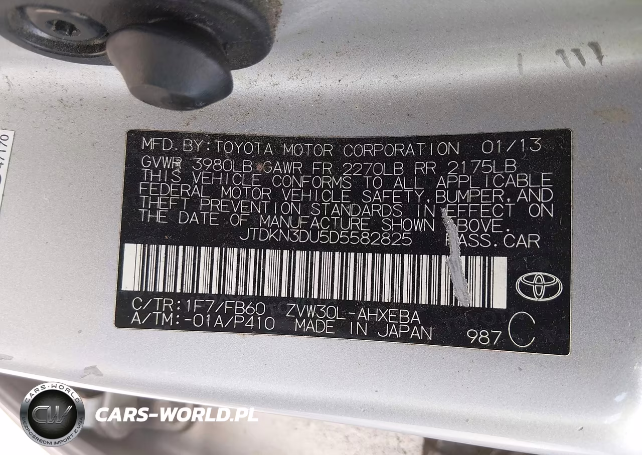 2013 Toyota Prius Three VIN:JTDKN3DU5D5582825 - 9