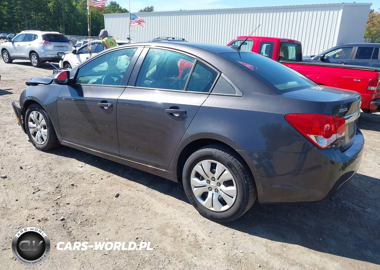 2014 Chevrolet Cruze Ls Auto VIN:1G1PA5SG1E7262314 - 3