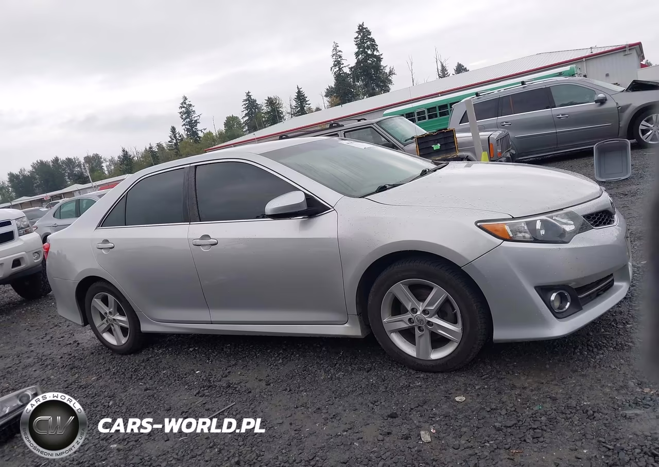 2014 Toyota Camry Se VIN:4T1BF1FK0EU397033 - 13