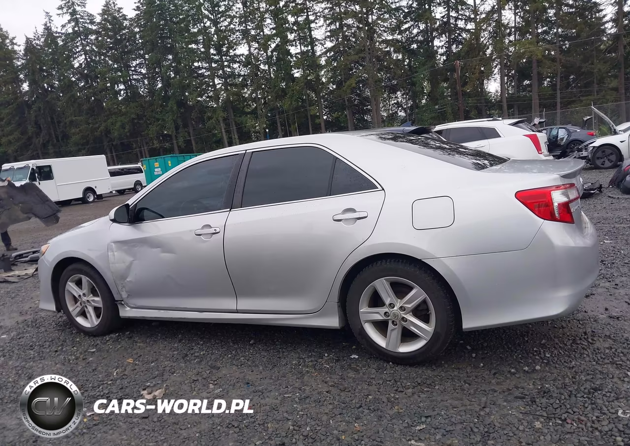 2014 Toyota Camry Se VIN:4T1BF1FK0EU397033 - 14