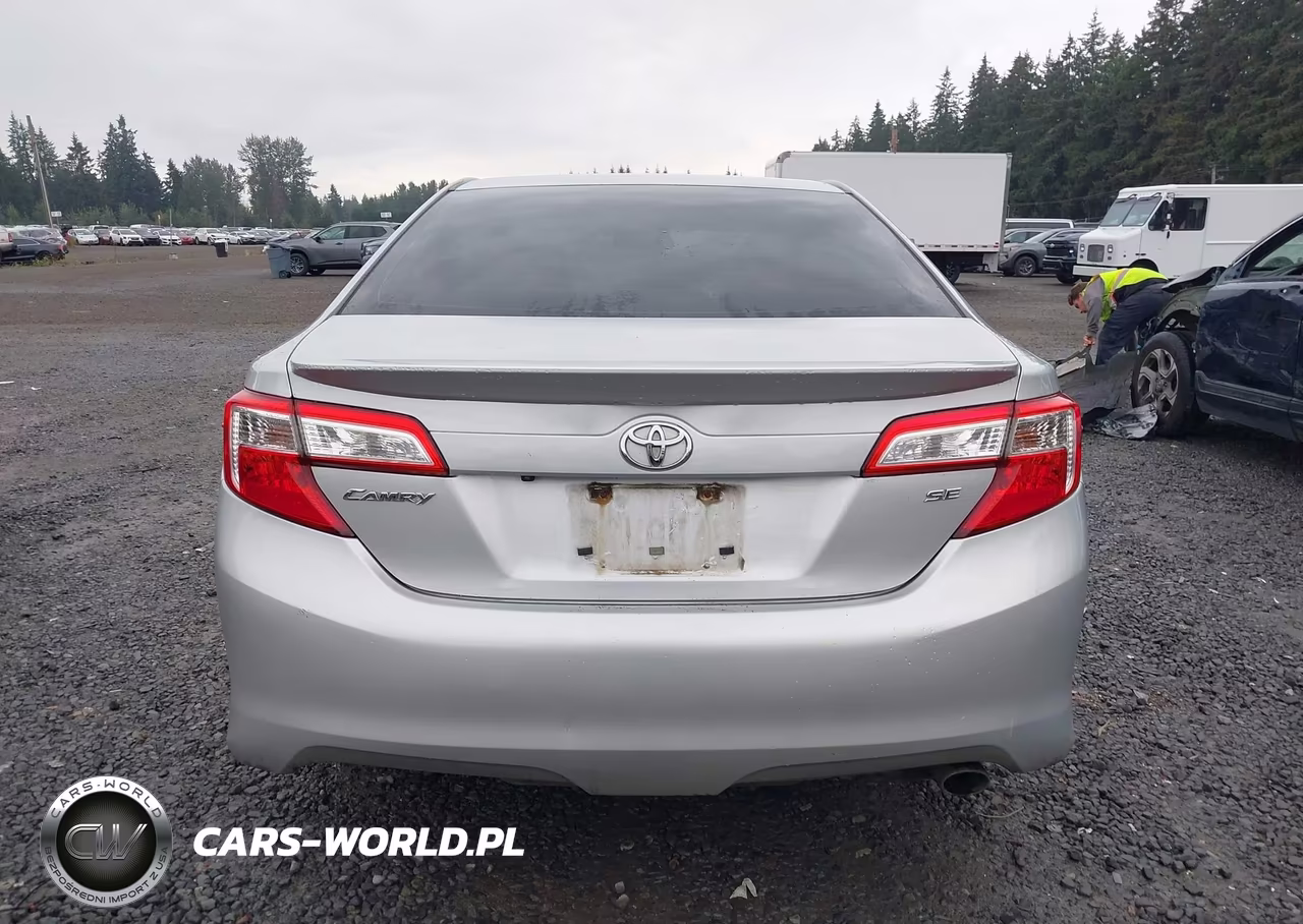 2014 Toyota Camry Se VIN:4T1BF1FK0EU397033 - 16
