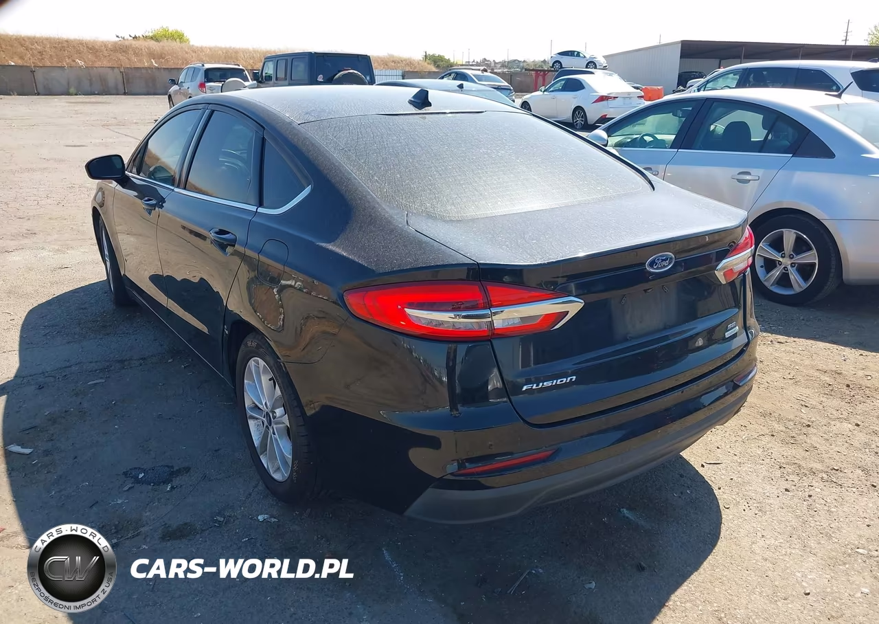 2019 Ford Fusion Se VIN:3FA6P0HD8KR179250 - 3