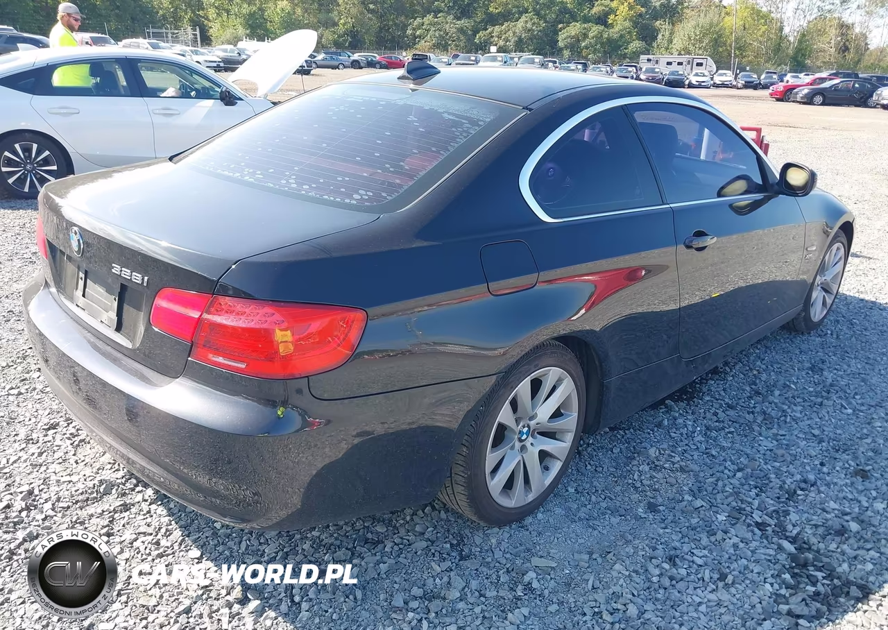 2012 BMW 328I xDrive VIN:WBAKF3C58CE974202 - 4