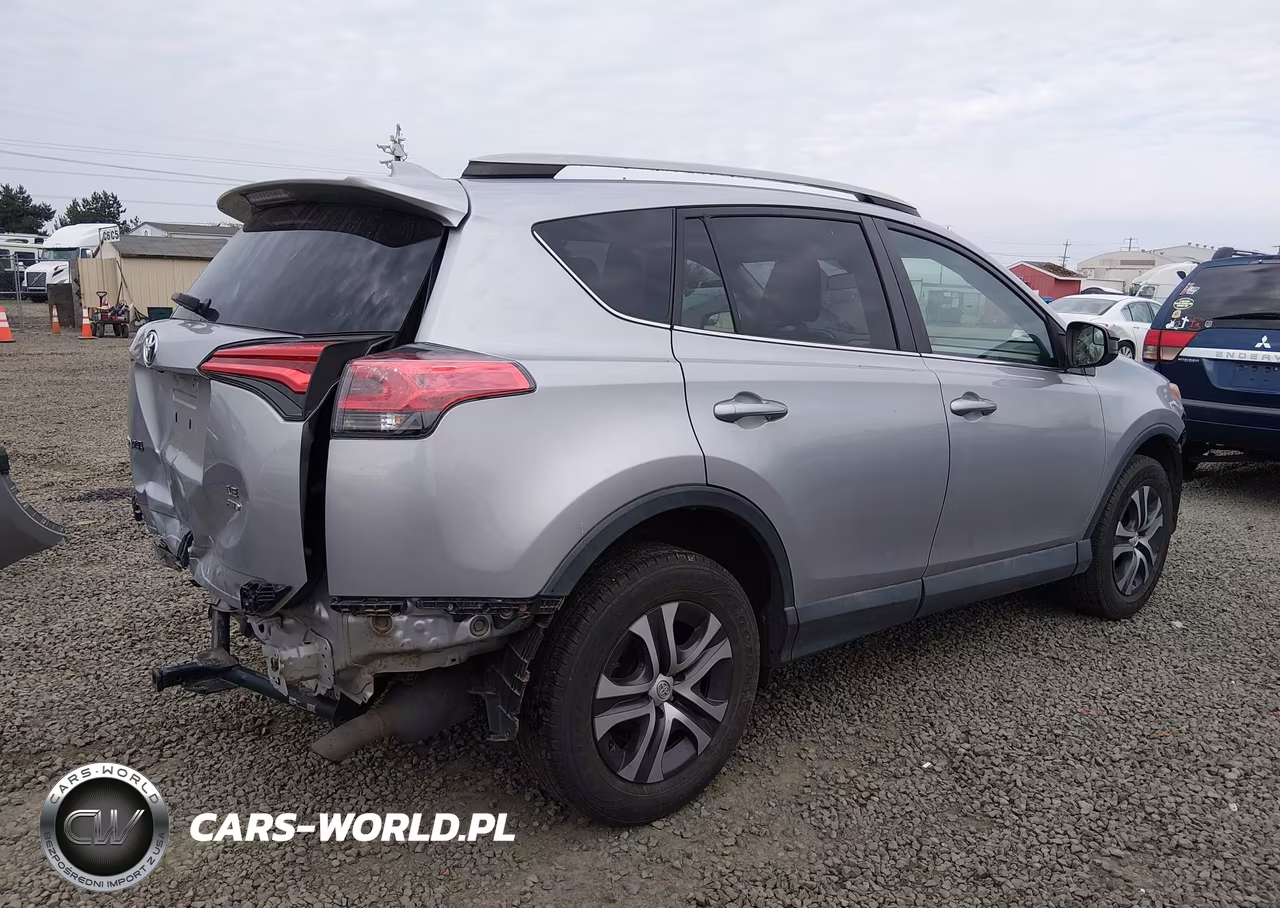 2017 Toyota Rav4 Le VIN:2T3BFREVXHW640546 - 4