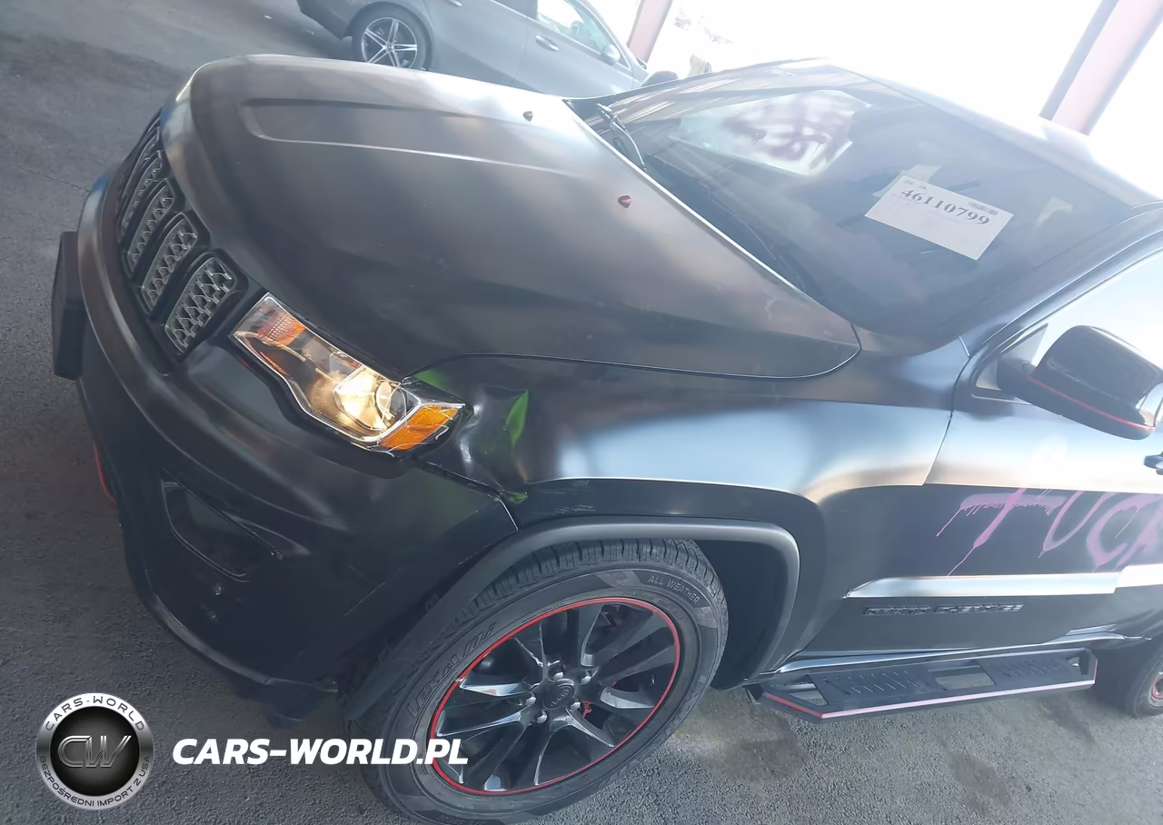 2017 Jeep Grand Cherokee Altitude 4X2 VIN:1C4RJEAG8HC898029 - 19