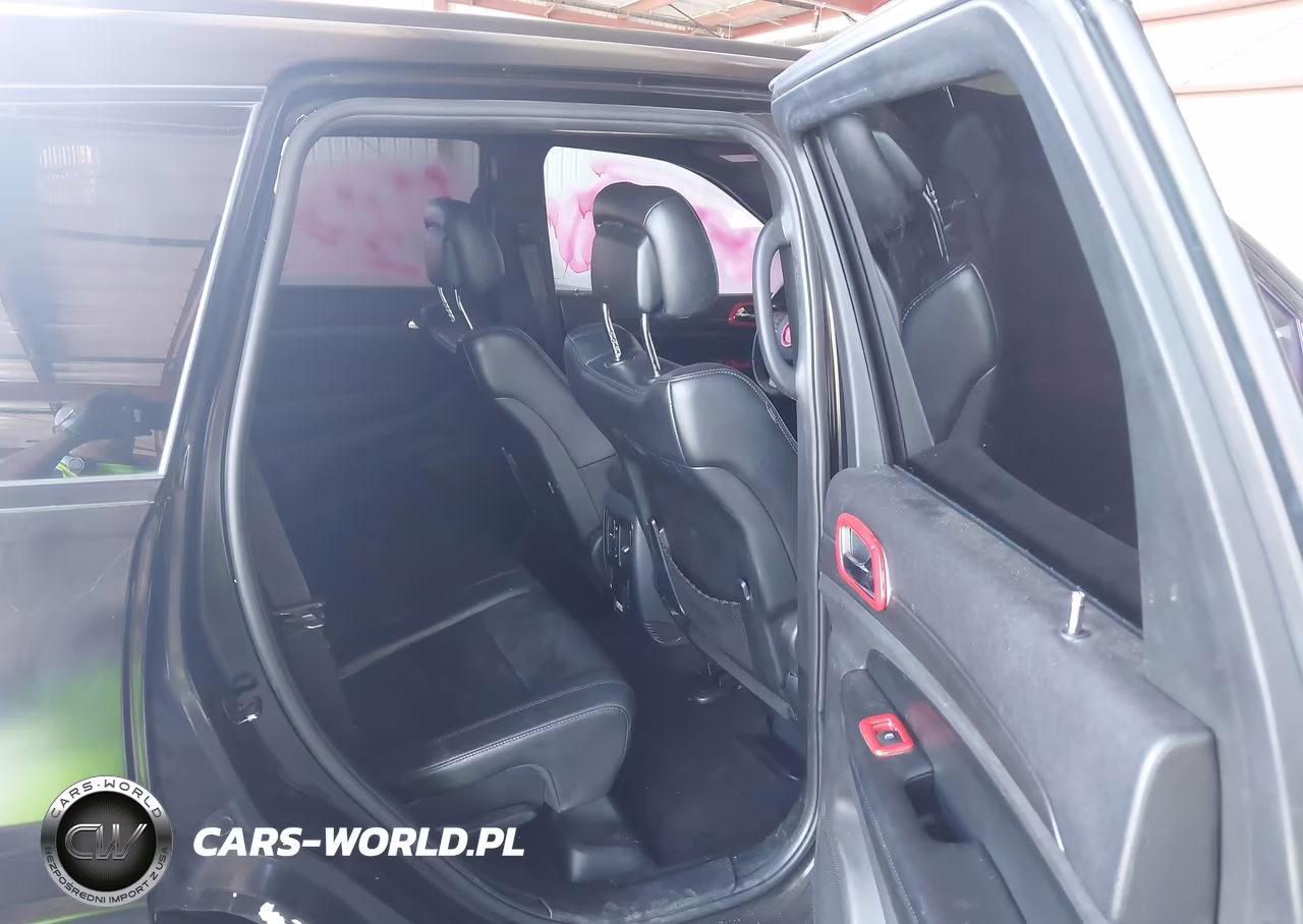 2017 Jeep Grand Cherokee Altitude 4X2 VIN:1C4RJEAG8HC898029 - 8