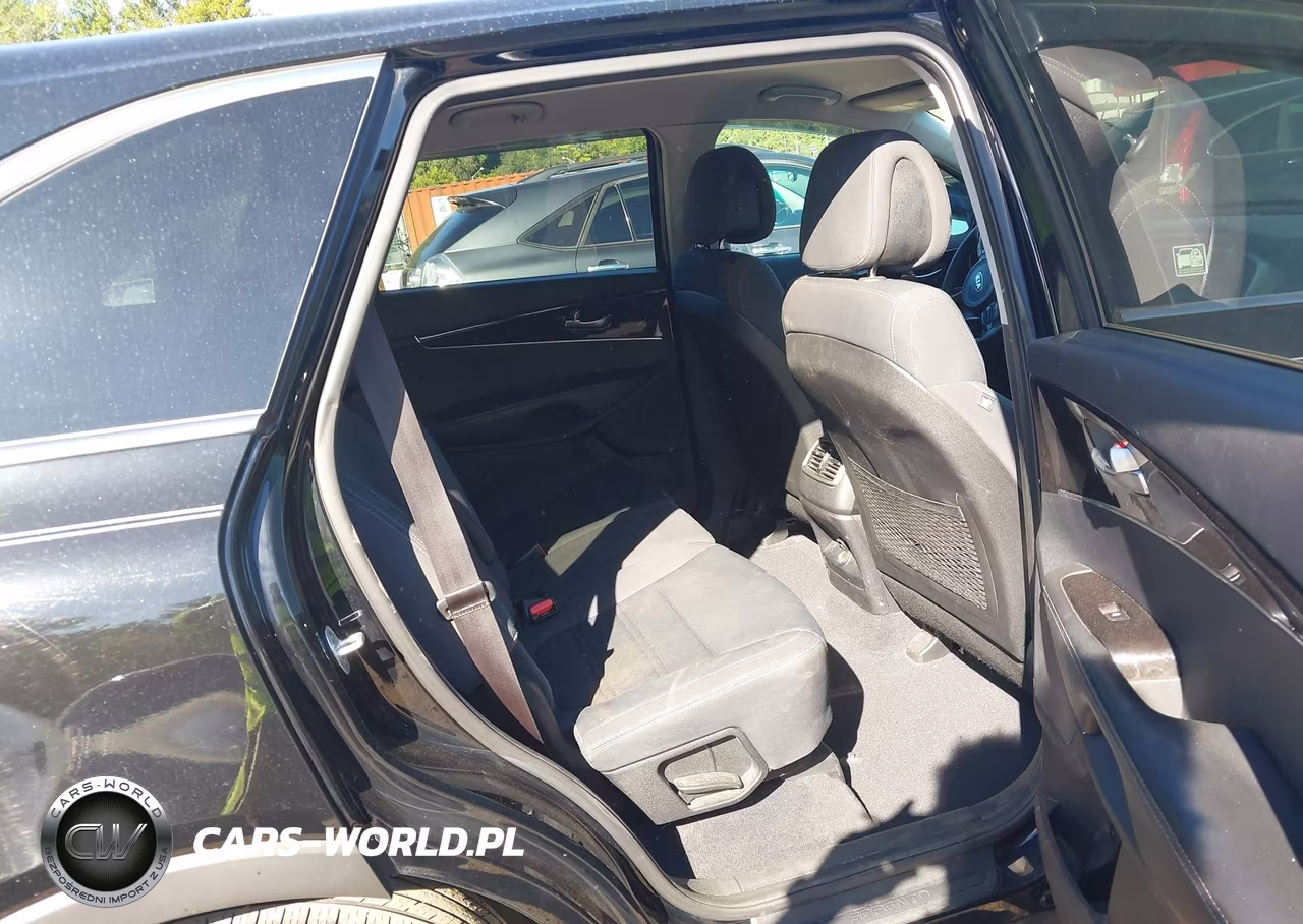 2016 Kia Sorento 2.4L L VIN:5XYPG4A38GG059442 - 8