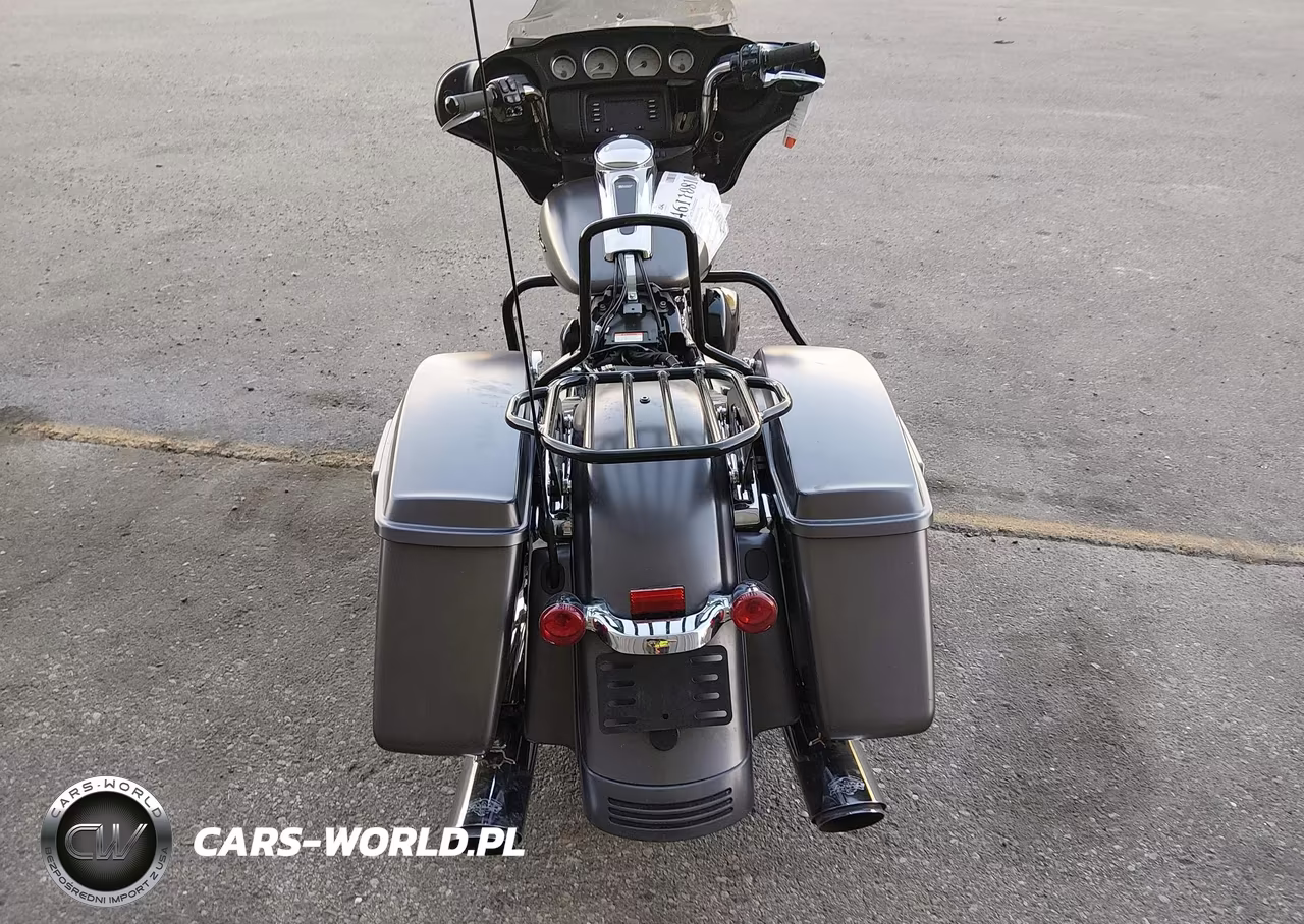 2015 Harley-Davidson Flhx Street Glide VIN:1HD1KBM16FB616892 - 6