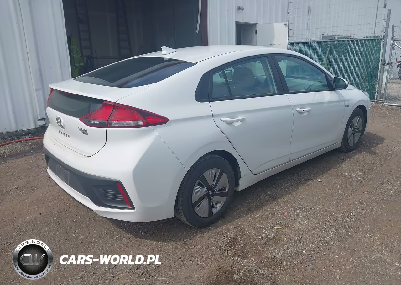 2020 Hyundai Ioniq Hybrid Blue VIN:KMHC65LC3LU233006 - 4