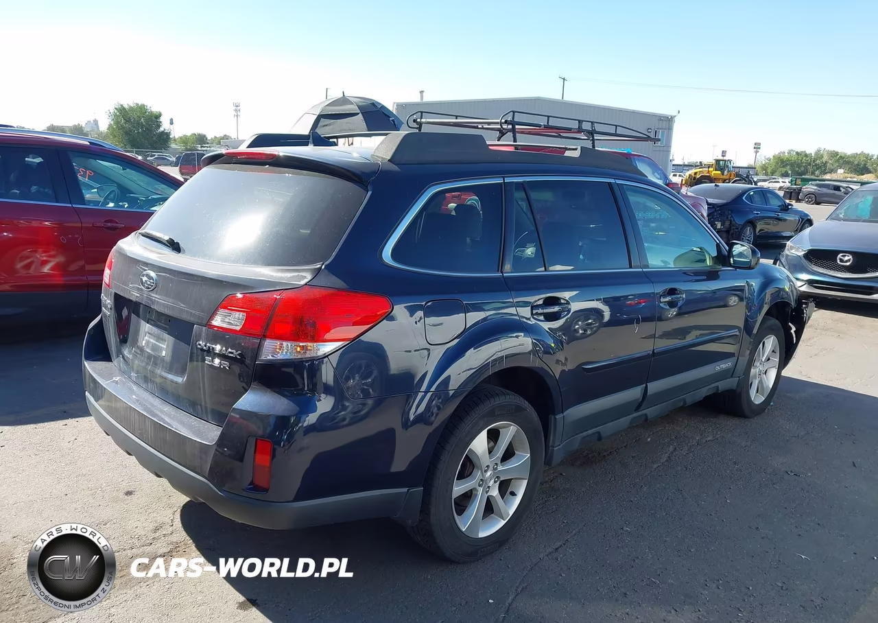 2013 Subaru Outback 3.6R Limited VIN:4S4BRDKC7D2203163 - 4