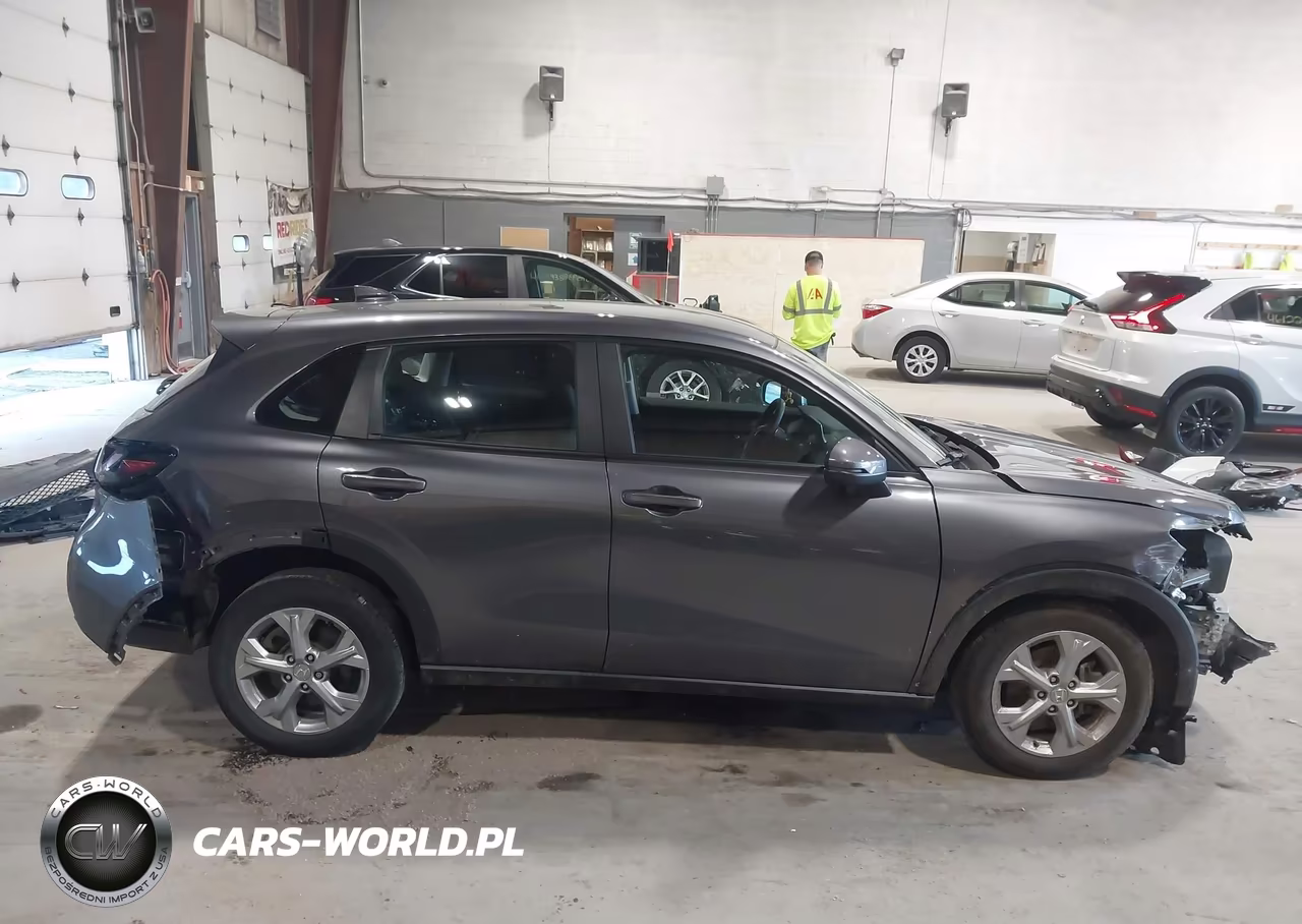 2023 Honda Hr-V Awd Lx VIN:3CZRZ2H3XPM707826 - 14