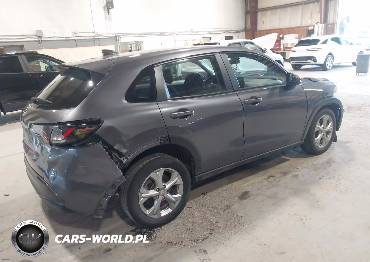 2023 Honda Hr-V Awd Lx VIN:3CZRZ2H3XPM707826 - 4