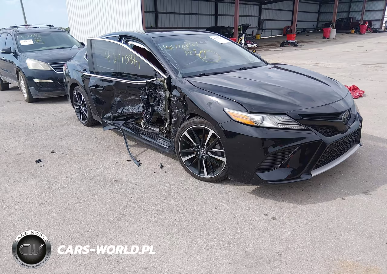 2019 Toyota Camry Xse V6 – zdjęcie 1 z 15