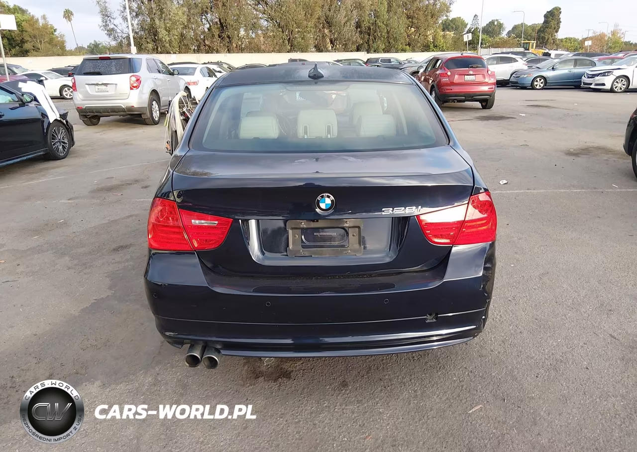 2010 BMW 328I VIN:WBAPH5C59AA439766 - 16