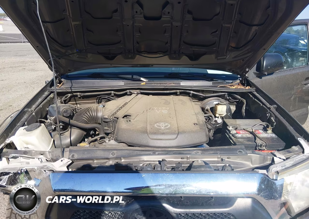 2015 Toyota Tacoma Prerunner V6 VIN:5TFJU4GN2FX065143 - 10
