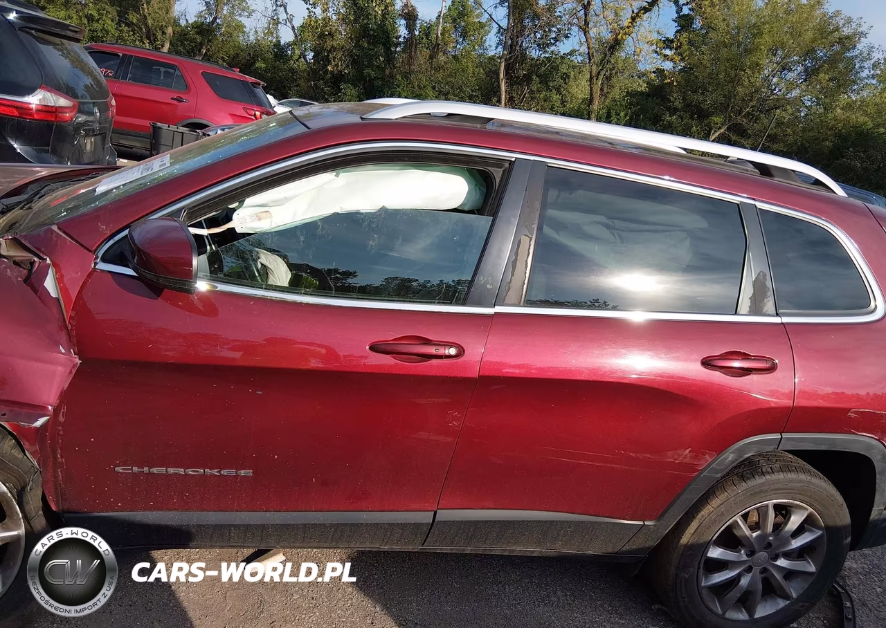 2018 Jeep Cherokee Limited 4X4 VIN:1C4PJMDB6JD598166 - 13