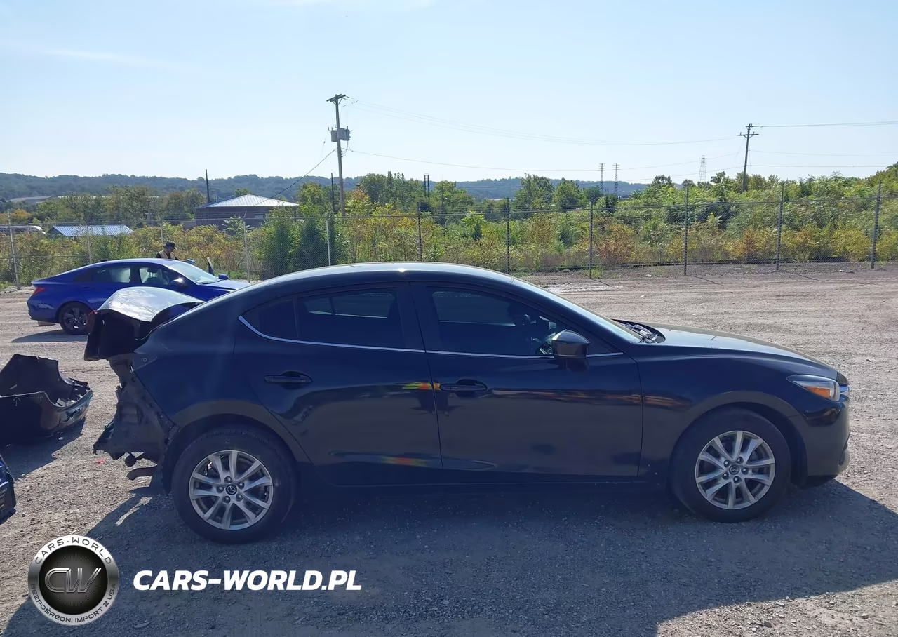 2018 Mazda Mazda3 Sport VIN:3MZBN1U7XJM245214 - 14