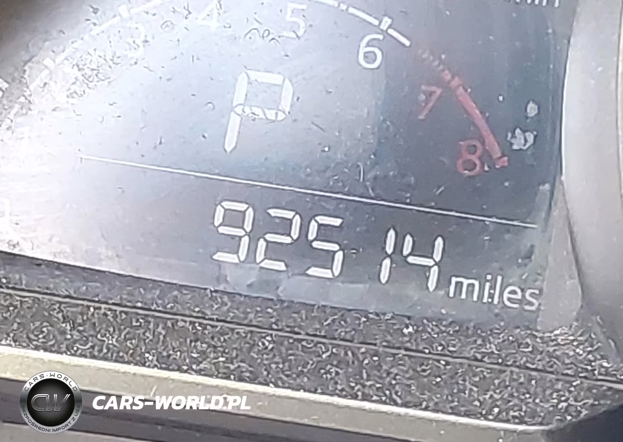 2018 Mazda Mazda3 Sport VIN:3MZBN1U7XJM245214 - 16