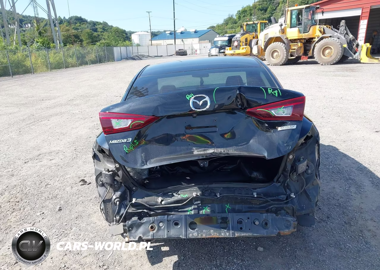 2018 Mazda Mazda3 Sport VIN:3MZBN1U7XJM245214 - 17