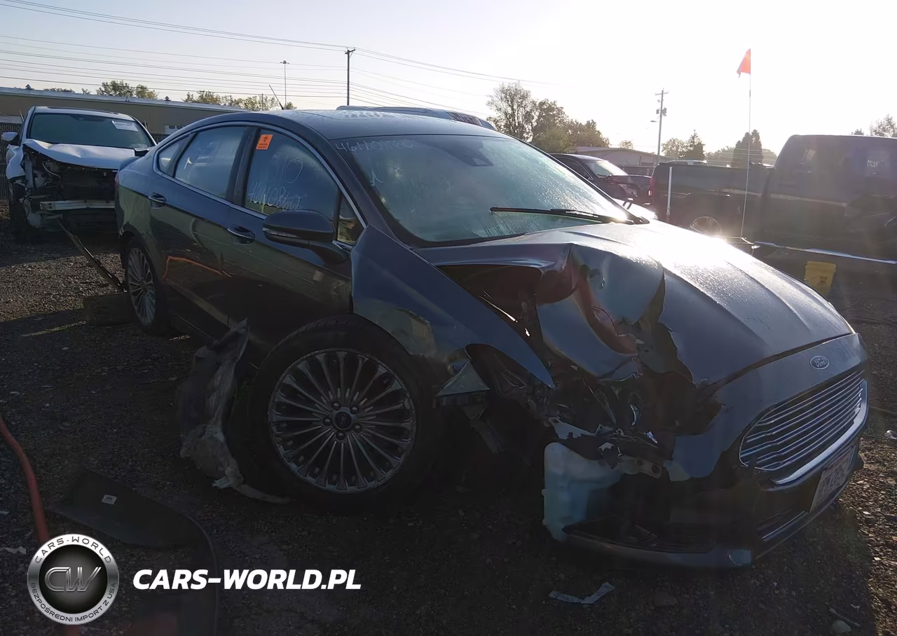 2014 Ford Fusion Hybrid Titanium – zdjęcie 1 z 10