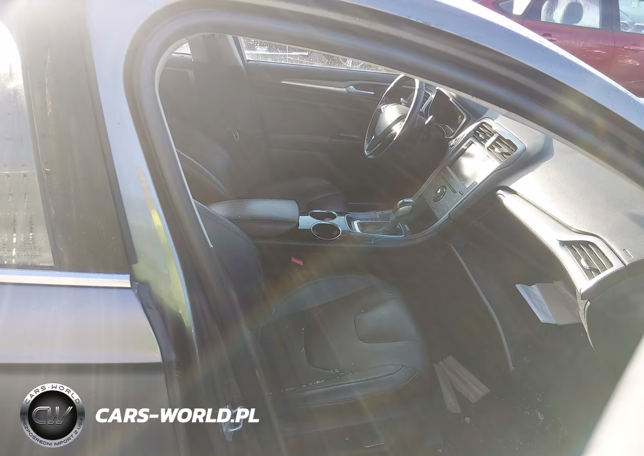 2014 Ford Fusion Hybrid Titanium VIN:3FA6P0RU5ER148301 - 5