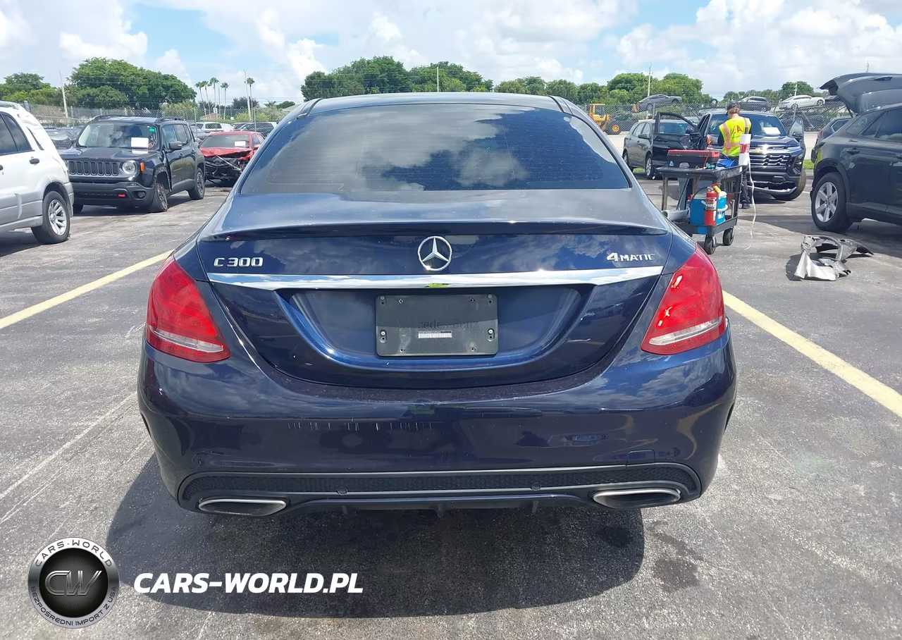 2016 Mercedes-Benz C 300 Sport 4Matic VIN:55SWF4KB0GU165409 - 16