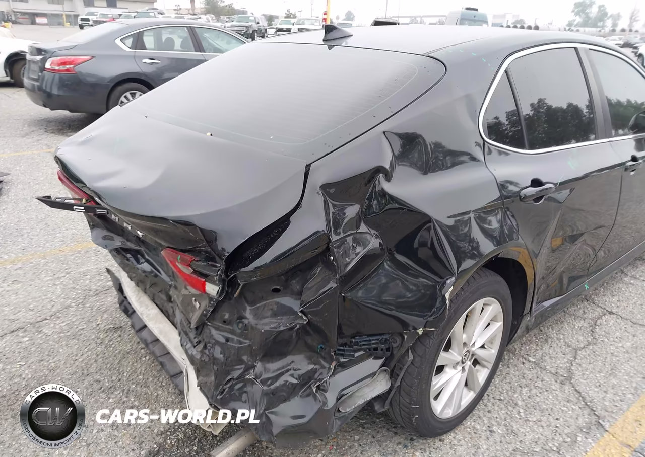 2022 Toyota Camry Le VIN:4T1C11AK7NU711366 - 17