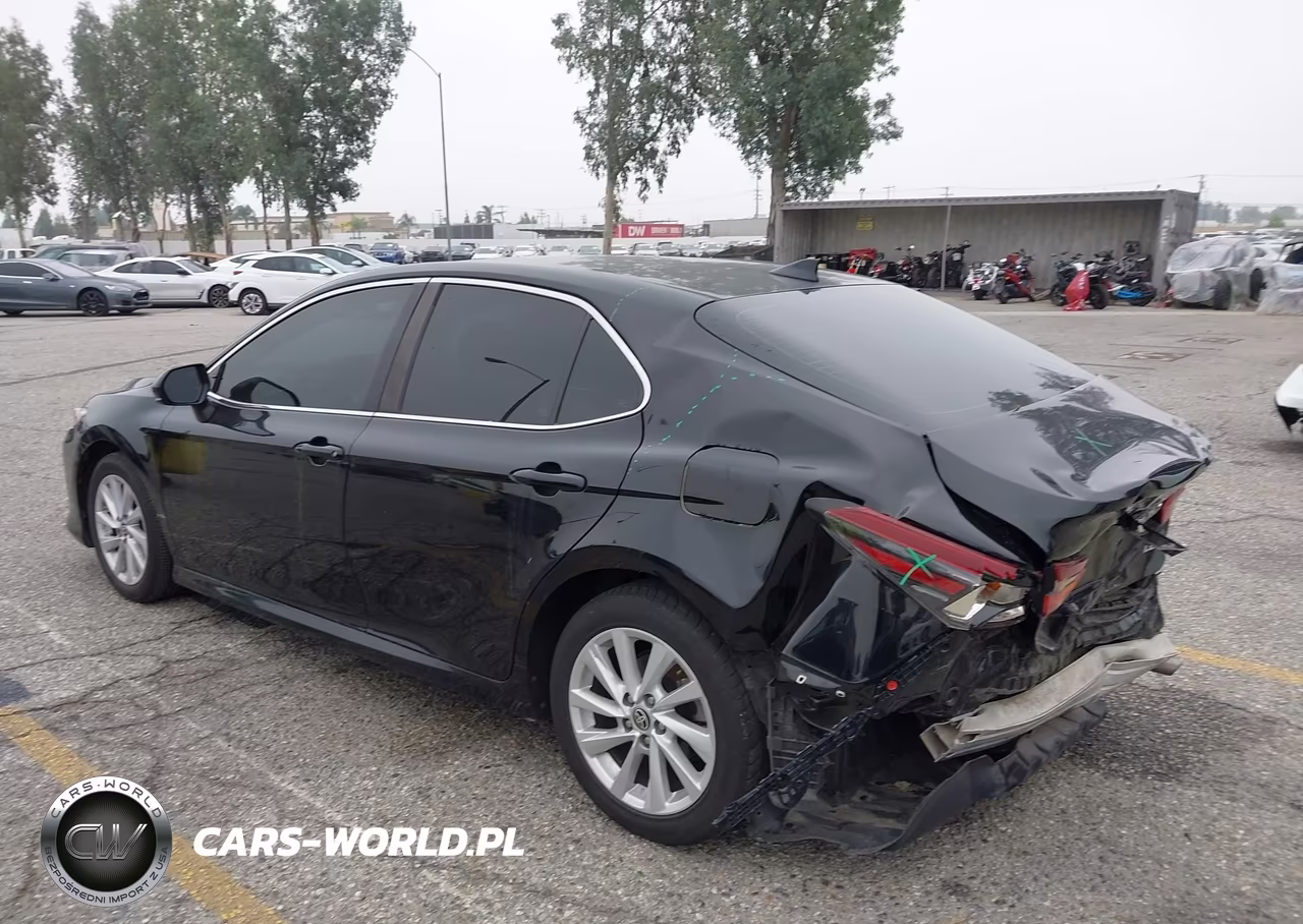 2022 Toyota Camry Le VIN:4T1C11AK7NU711366 - 3